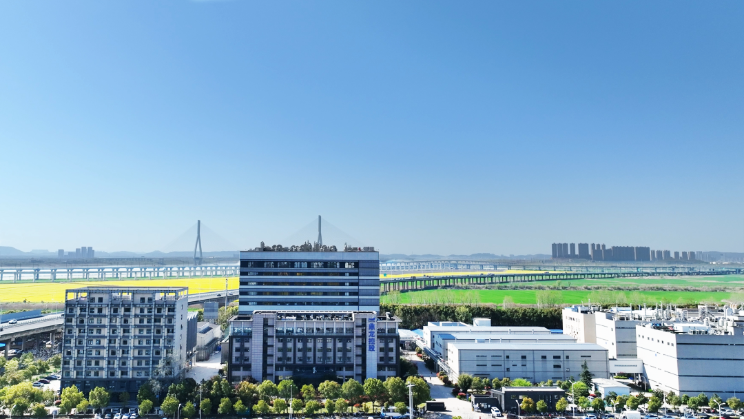 武汉经开区首家千亿市值企业“高光”的背后,是26年的深耕与守护