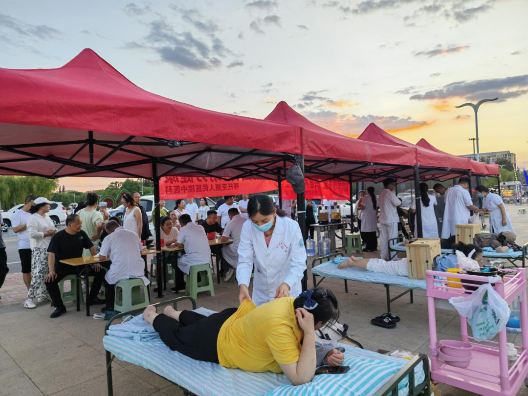 从诊室到夜市:鄂托克旗用有温度的服务守护百姓健康