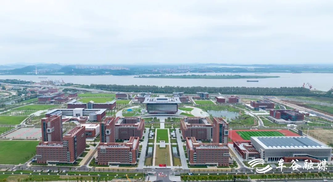 武汉经开区今秋将迎近万名师生 环大学创新带加速成型
