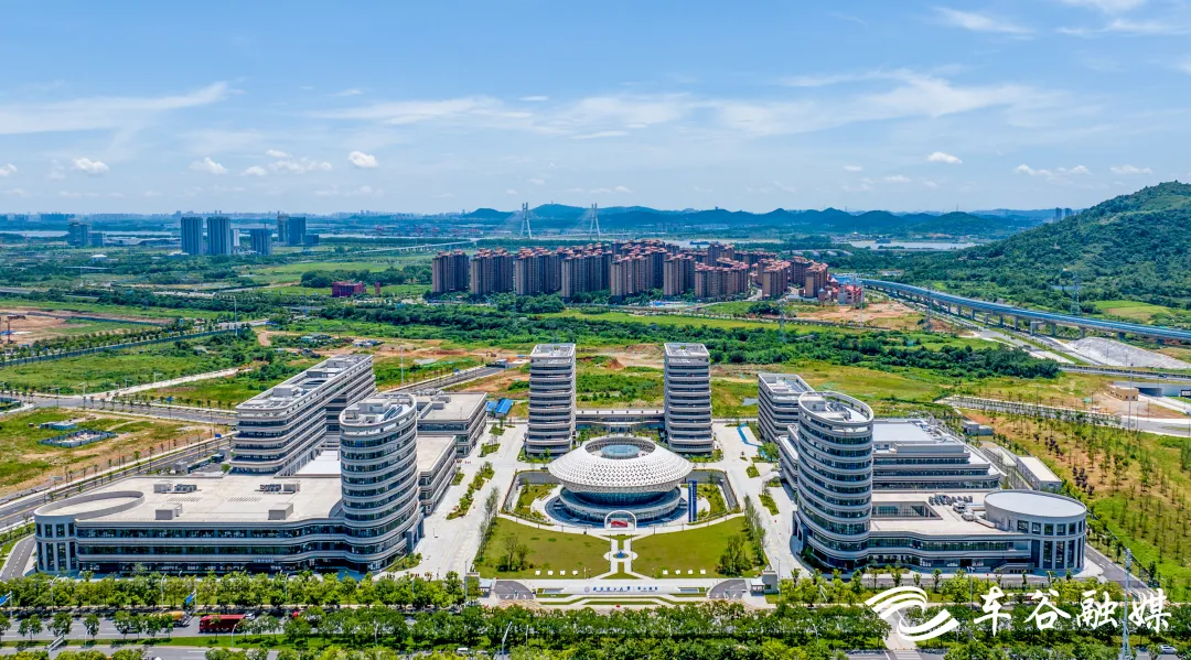 武汉经开区今秋将迎近万名师生 环大学创新带加速成型
