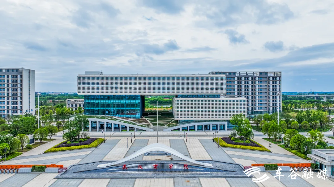 武汉经开区今秋将迎近万名师生 环大学创新带加速成型