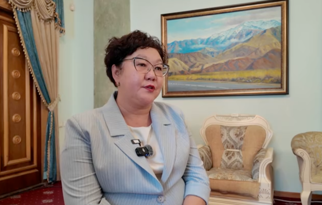 “深圳故事”走进中亚,亮相第五届“丝路友好使者”盛典,发出“APEC深圳之约”