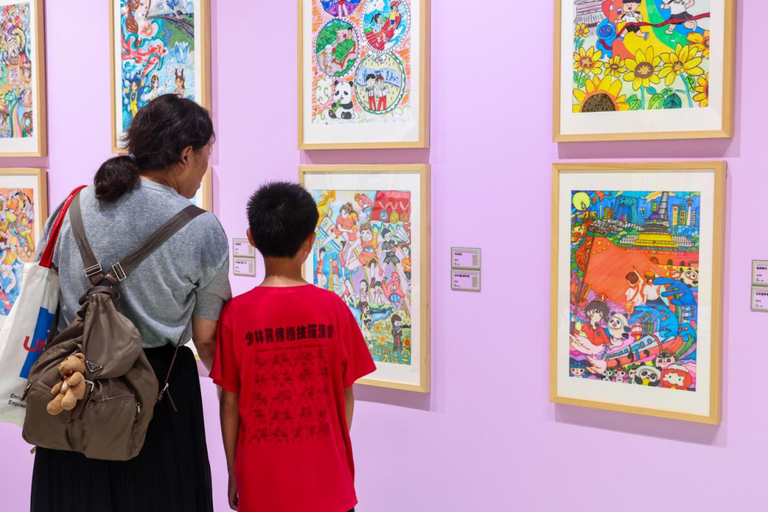 以美润心·逐光少年 ——2026年“奥城杯”全国少年儿童美术作品展亮相北京奥运博物馆 图片