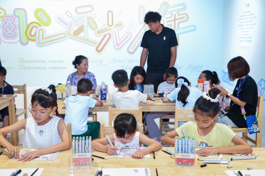 以美润心·逐光少年 ——2026年“奥城杯”全国少年儿童美术作品展亮相北京奥运博物馆 图片