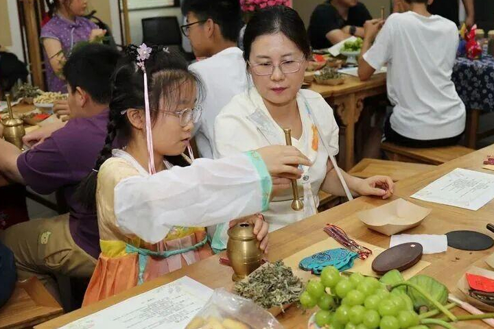 2026年中华传统晒书大会山东省主场活动在孔子博物馆举行