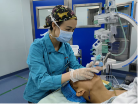 中国医师节|致敬“看不见”的医生:于无声处拉起生命防线 中国医师节|致敬“看不见”的医生:于无声处拉起生命防线