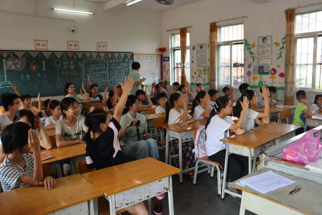 基层样板 | 广东罗定:引导青年学子将论文写在乡土上 汇聚高校突击队力量 助推“百千万工程”走深走实