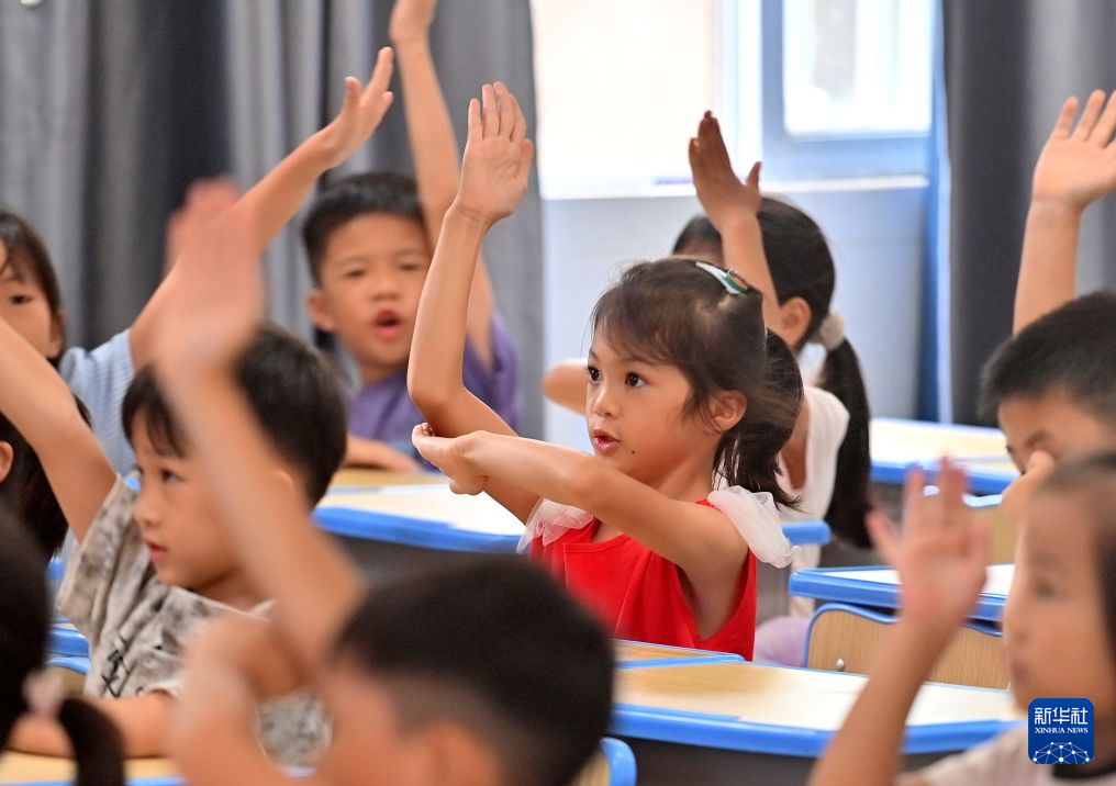 广西横州洪涝灾害受灾学校如期开学