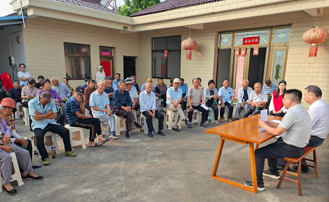 江苏淮安金湖县文明实践宣讲走进村民庭院