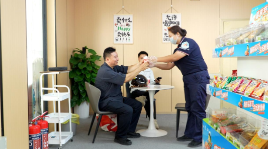驿站伴骑行,中国石化重庆石油全力护航摩友追风之旅 驿站伴骑行,中国石化重庆石油全力护航摩友追风之旅