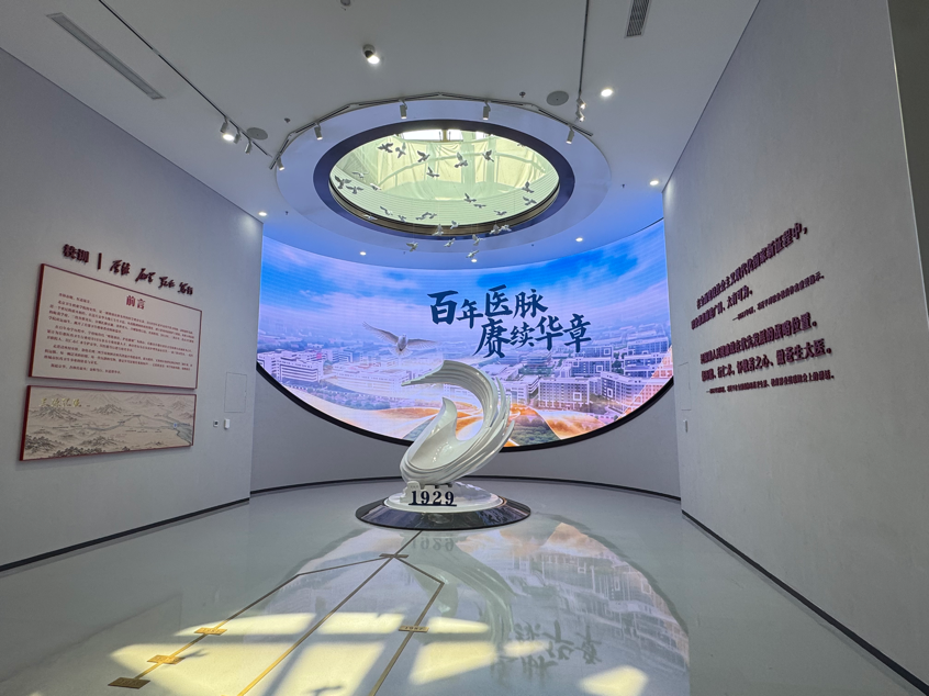 北京卫生职业学院新校区启用暨2026级新生开学典礼举行 北京卫生职业学院新校区启用暨2026级新生开学典礼举行