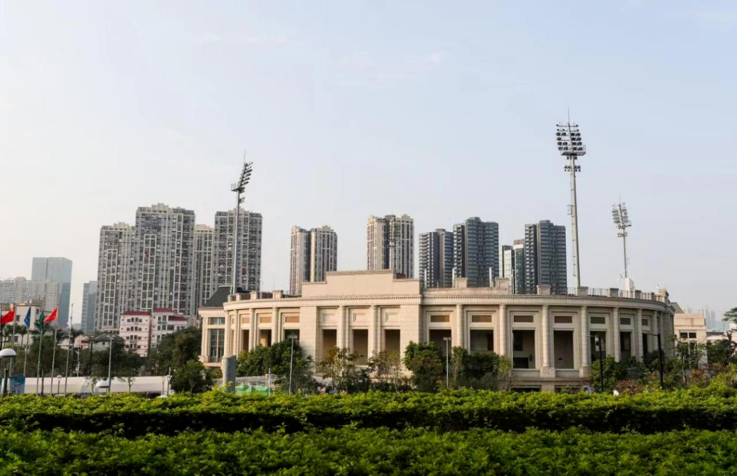 中秋国庆可用,坪山60万体育惠民券今晚开抢!