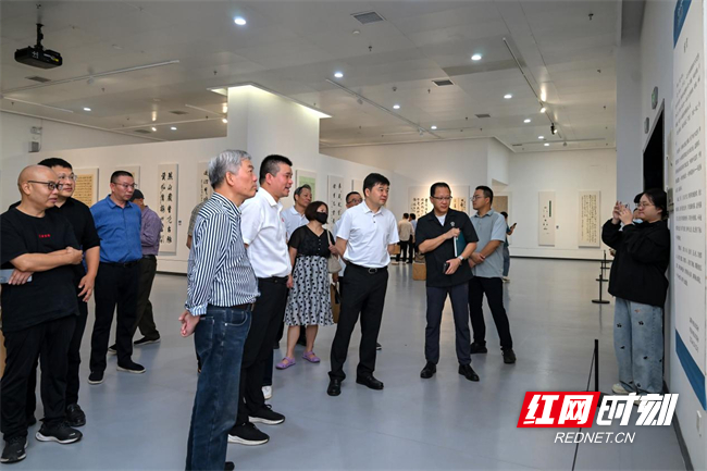 蘸一江资水 写千年梅山——娄底益阳书法交流展侧记
