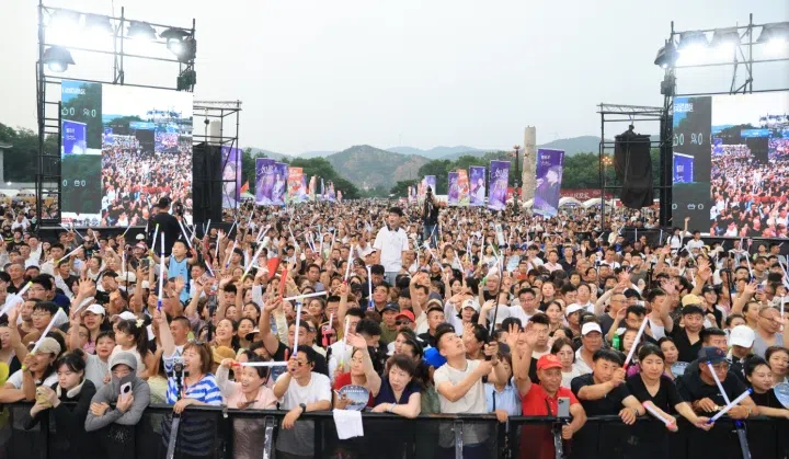 十亿曝光 百万奔赴!千山大舞台全网刷屏 钢都鞍山硬核出圈