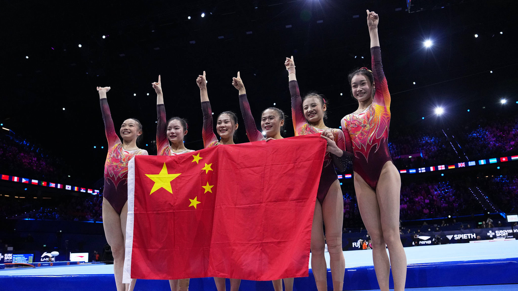中国体操女团世锦赛夺冠 锁定洛杉矶奥运会团体参赛席位